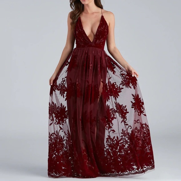 ✨SOLD✨ Burgundy Plunge Deep V Tulle Velvet Floral Maxi Dress Size Medium - Picture 1 of 4